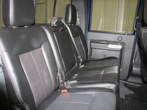 Used 2015 Ford F350 Lariat image 26