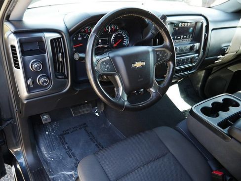Used 2019 Chevrolet Silverado 1500 LT AWD/4WD image 11