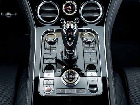 Certified 2022 Bentley Continental GT AWD/4WD image 21