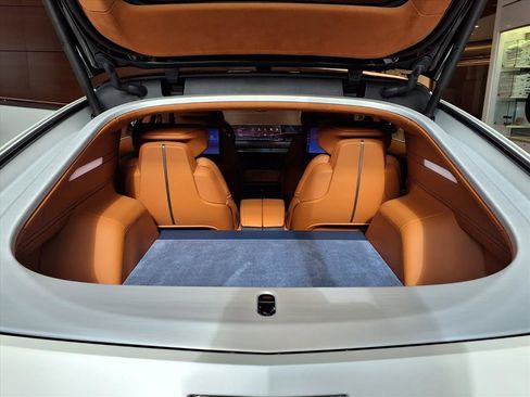 New 2025 Cadillac Celestiq image 22