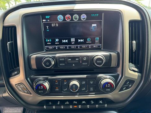 Used 2018 GMC Sierra 1500 Denali w/ Denali Ultimate Package AWD/4WD image 40