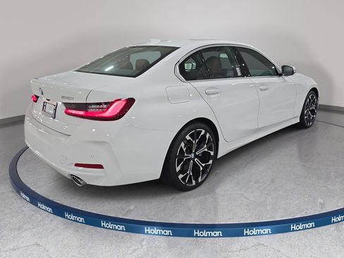Used 2026 BMW 330i Sedan w/ Convenience Package RWD image 7