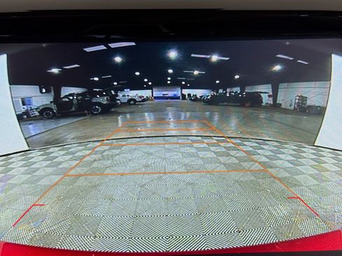 Used 2020 Chevrolet Bolt LT image 18