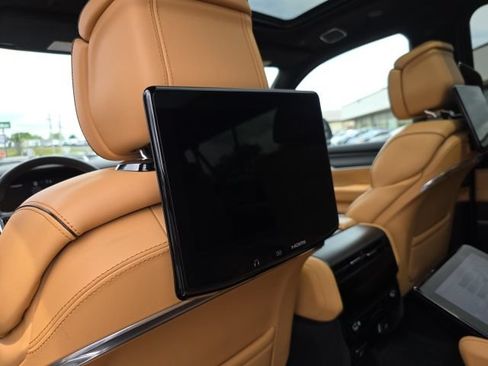 Used 2025 Jeep Grand Wagoneer L Series III w/ Rear Seat Video Group 1 AWD/4WD image 39