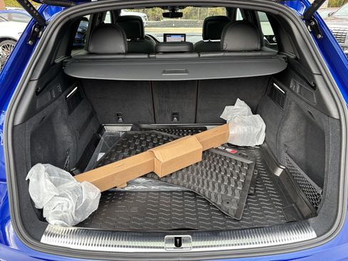 Used 2025 Audi SQ5 Premium Plus image 21