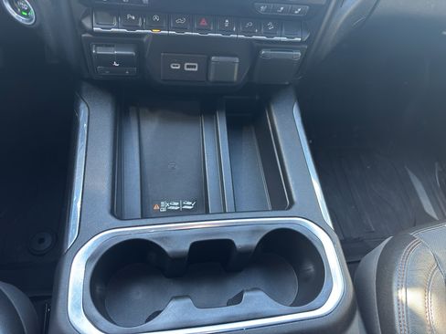 Used 2019 GMC Sierra 1500 AT4 w/ AT4 Premium Package image 24