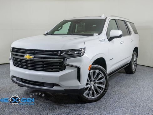 Used 2023 Chevrolet Tahoe High Country AWD/4WD image 3