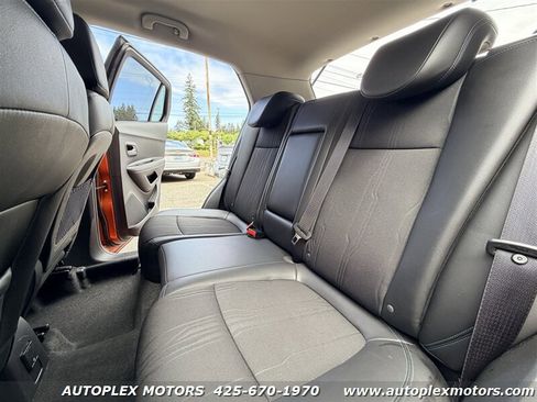 Used 2015 Chevrolet Trax LT w/ LT Plus Package FWD image 14