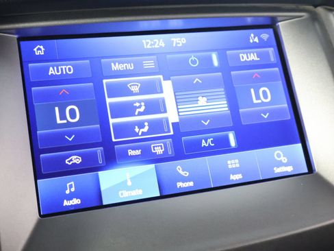 Used 2022 Ford Ranger XLT w/ Equipment Group 301A Mid AWD/4WD image 38