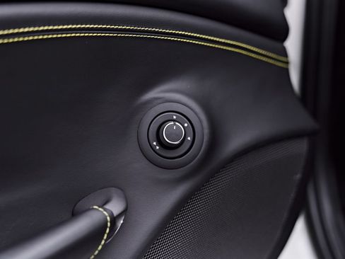 Used 2019 Ferrari 488 Spider RWD image 51
