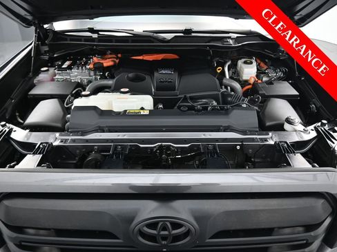 Used 2024 Toyota Tundra Limited image 13