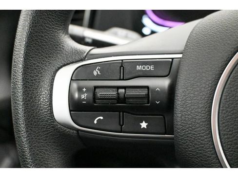 Used 2023 Kia Sportage LX image 34