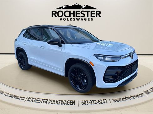 New 2026 Volkswagen Tiguan SE R-Line image 13