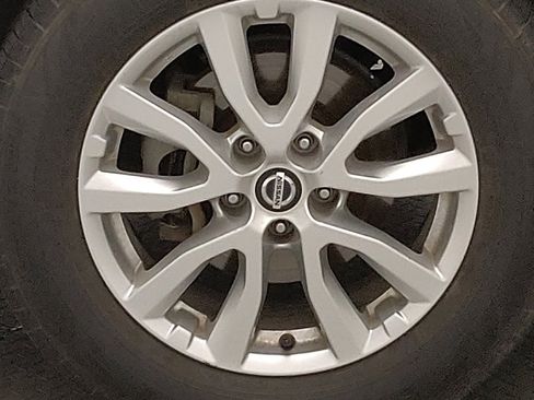Used 2020 Nissan Rogue SV FWD image 31