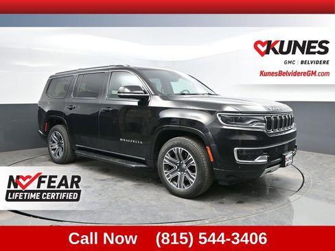 Used 2024 Jeep Wagoneer Series II w/ Flexible Seating Group image 1