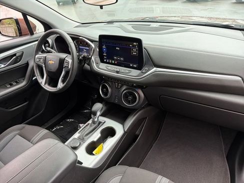 Used 2023 Chevrolet Blazer LT FWD image 15