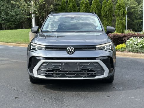 Used 2025 Volkswagen Taos S FWD image 3