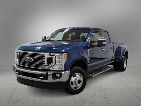 Used 2022 Ford F350 XLT w/ XLT Premium Package image 1