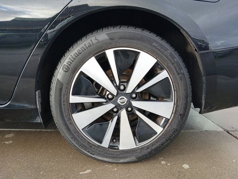 Used 2021 Nissan Altima 2.5 SV image 10