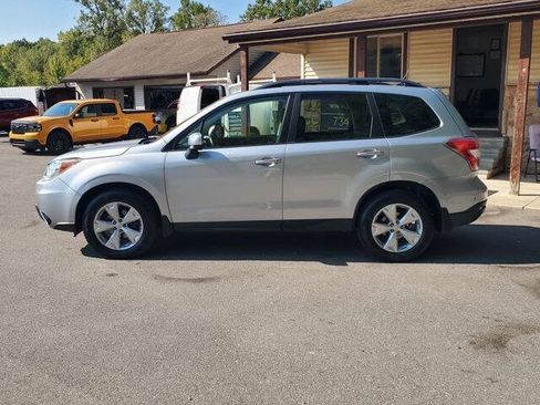 Used 2015 Subaru Forester 2.5i Premium w/ All-Weather Package AWD/4WD image 3