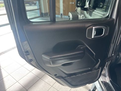 Used 2021 Jeep Wrangler Unlimited Sport w/ Sun And Sound Package AWD/4WD image 13