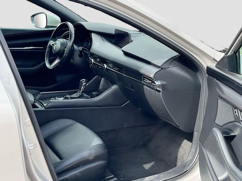 Used 2024 MAZDA MAZDA3 s FWD image 29