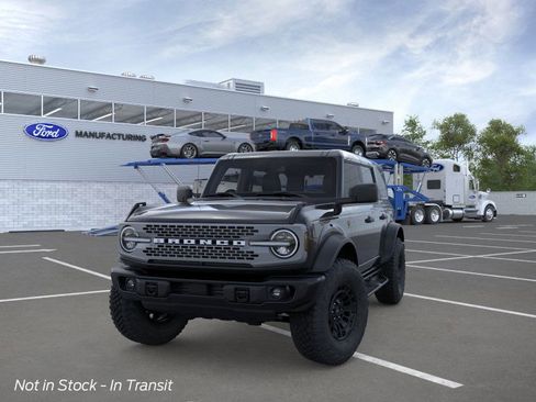 New 2026 Ford Bronco Badlands w/ Sasquatch Package image 4