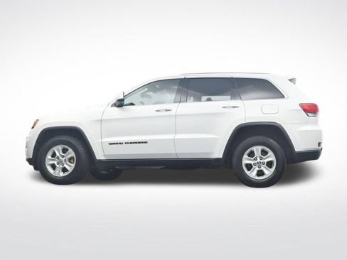 Used 2017 Jeep Grand Cherokee Laredo AWD/4WD image 36