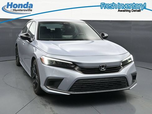 Used 2024 Honda Civic Sport image 1
