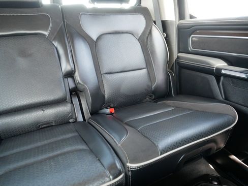 Used 2022 RAM 1500 Laramie AWD/4WD image 14