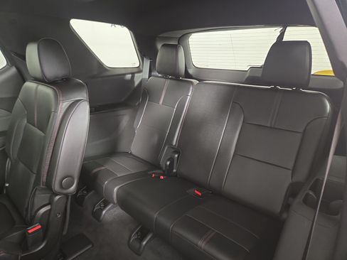 Certified 2023 Chevrolet Traverse RS AWD/4WD image 13