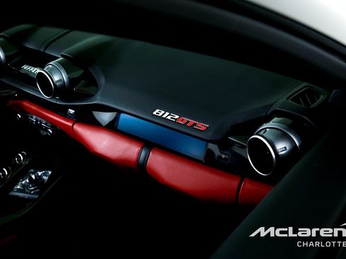 Used 2021 Ferrari 812 GTS RWD image 23
