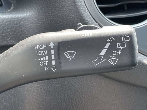 Used 2015 Volkswagen Tiguan SEL FWD image 30