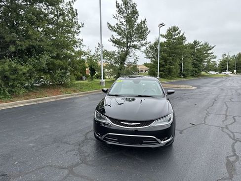 Used 2015 Chrysler 200 C FWD image 7