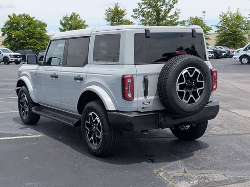 New 2026 Ford Bronco Outer Banks AWD/4WD image 4
