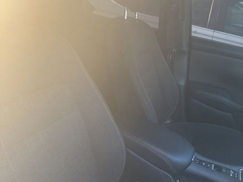 Used 2023 Honda HR-V Sport image 4