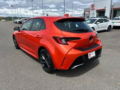 Used 2025 Toyota Corolla XSE FWD image 10