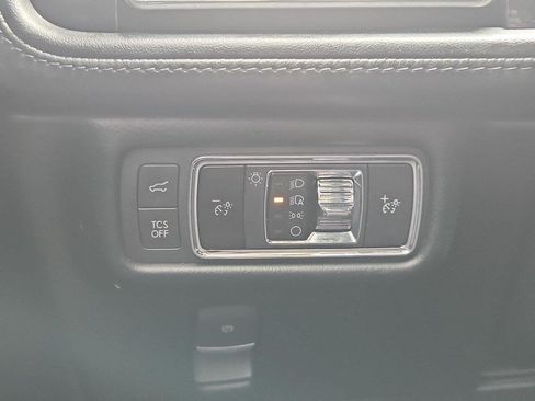 Used 2022 Lincoln Nautilus Reserve FWD image 18