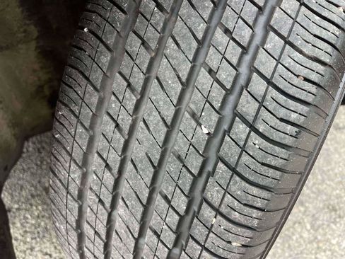 Used 2025 Chrysler Pacifica Select FWD image 36