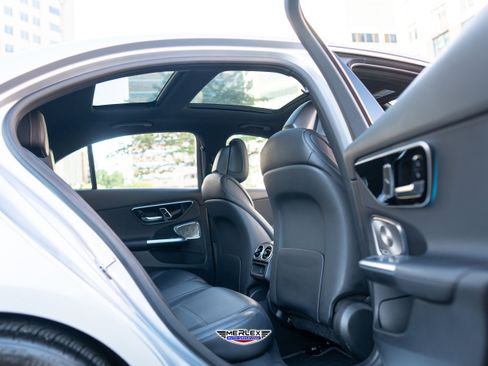 Used 2022 Mercedes-Benz C 300 4MATIC Sedan image 19