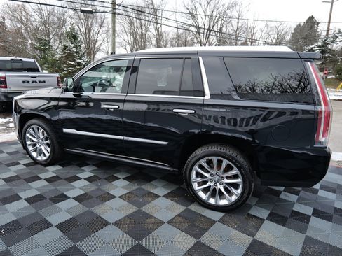 Used 2020 Cadillac Escalade Platinum image 7