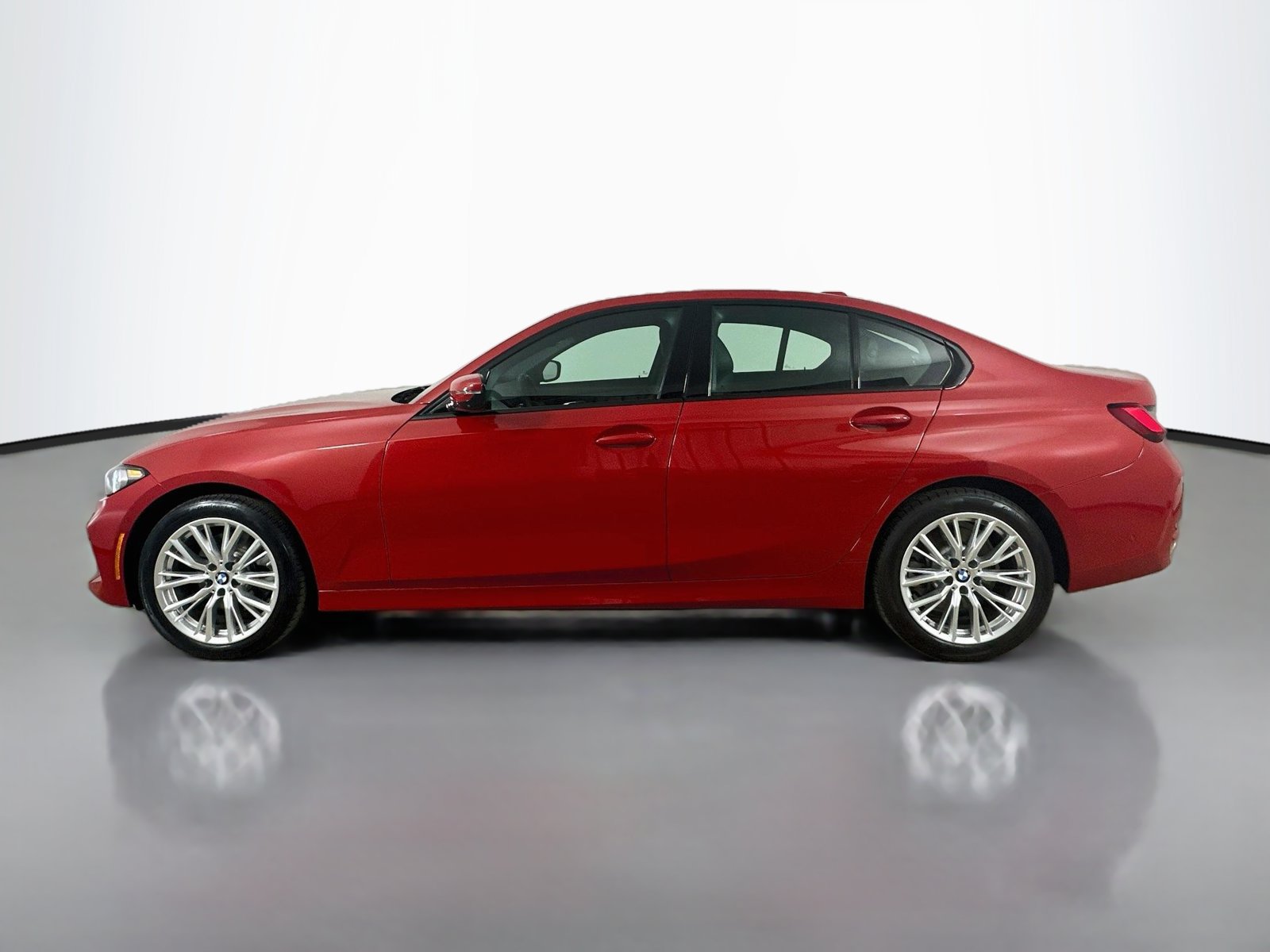 Used 2023 BMW 330i xDrive Sedan AWD/4WD image 8