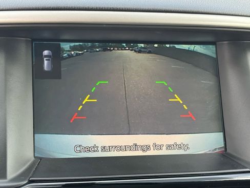 Used 2020 Nissan Pathfinder SV image 26