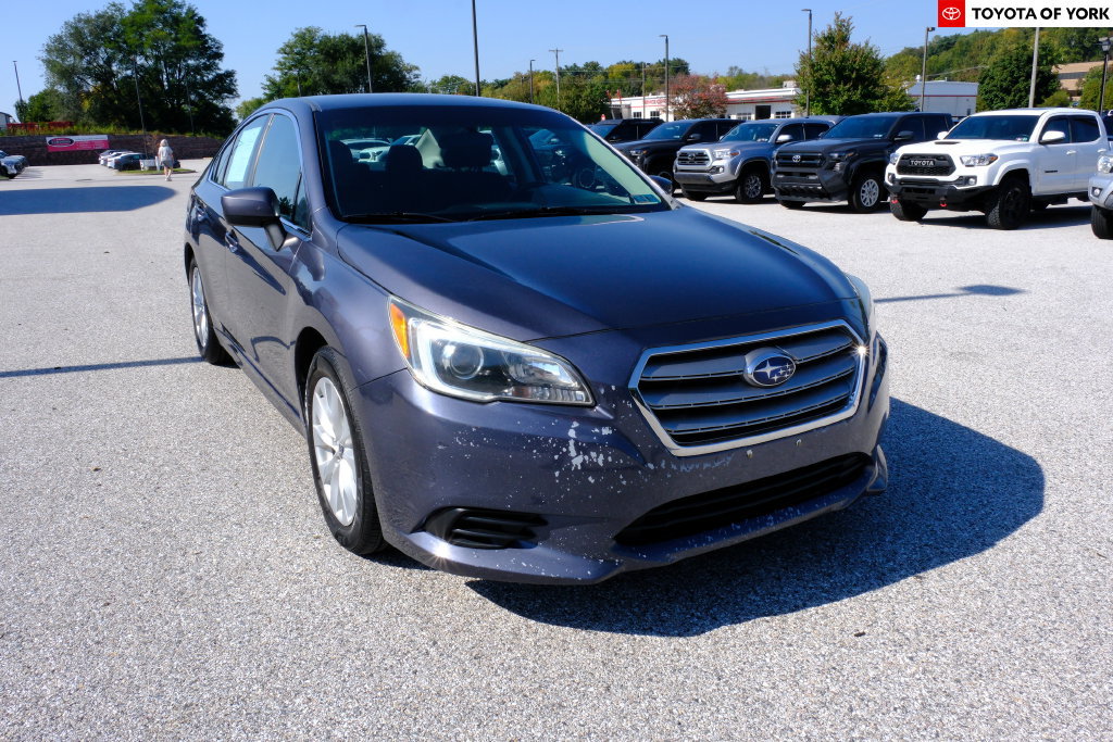 Used 2016 Subaru Legacy 2.5i Premium AWD/4WD image 1