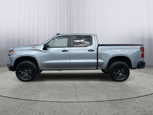 Used 2026 Chevrolet Silverado 1500 LT Trail Boss w/ Convenience Package II AWD/4WD image 2
