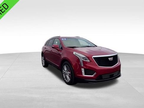 Used 2023 Cadillac XT5 Sportv w/ Technology Package image 3