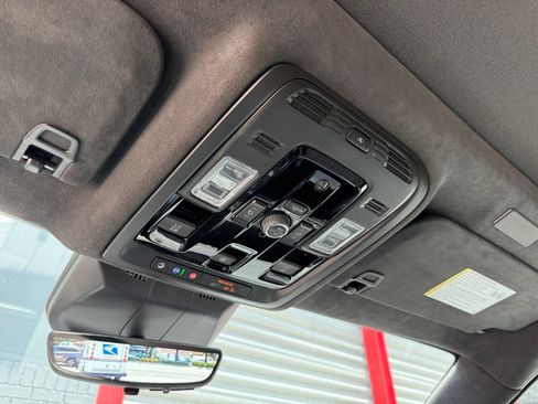 Used 2025 Cadillac Escalade V AWD/4WD image 25