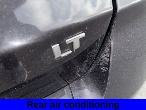 Used 2017 Chevrolet Traverse LT image 5