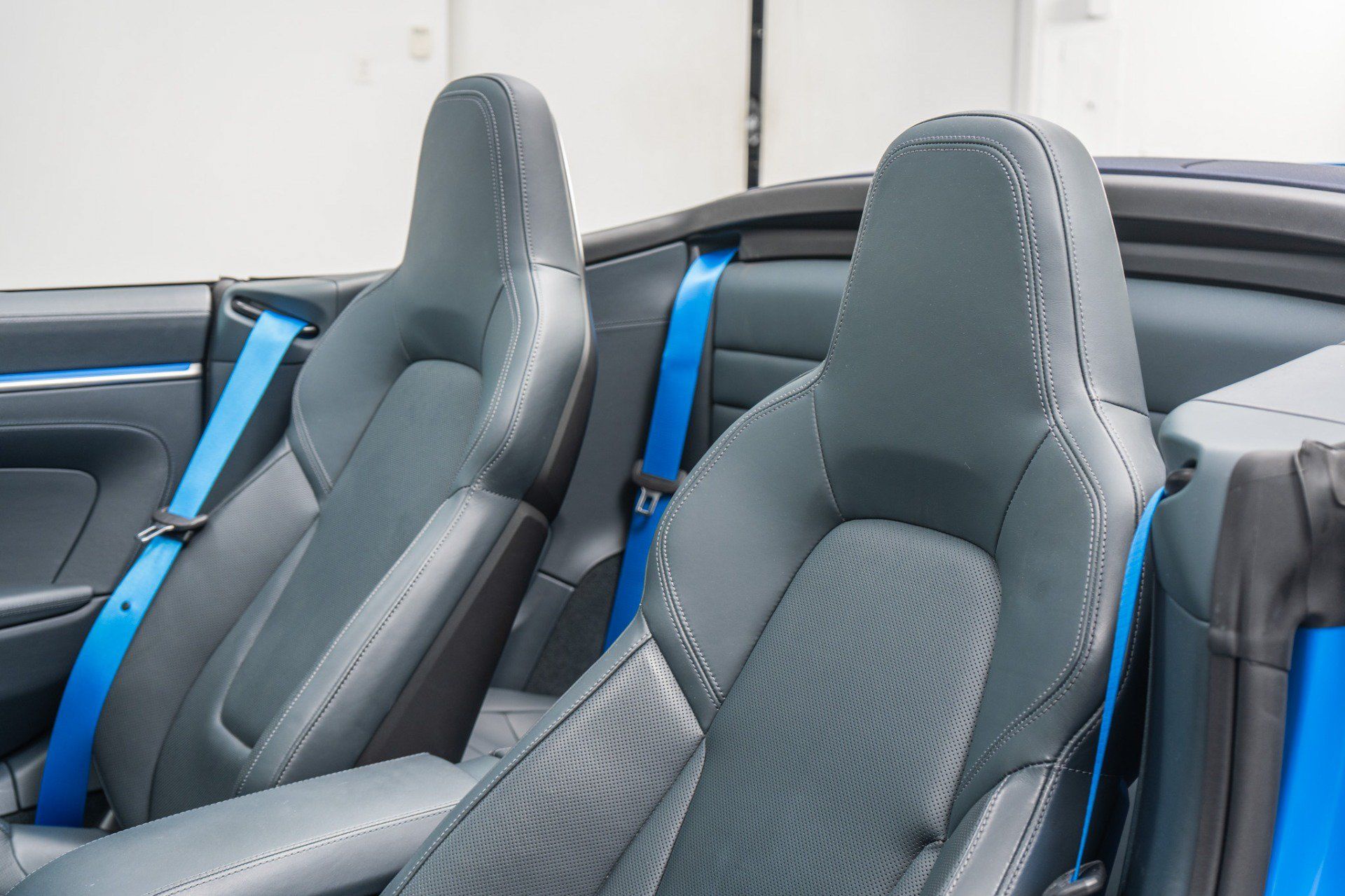 Used 2023 Porsche 911 Carrera image 24