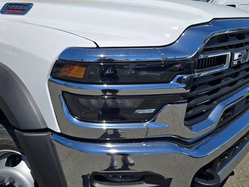 New 2026 RAM 5500 Tradesman w/ Chrome Appearance Group AWD/4WD image 25